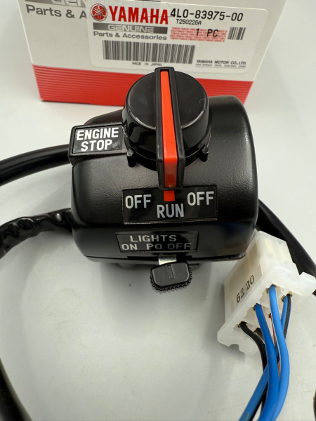 YAMAHA LENKERSCHALTER RECHTS SWITCH HANDLE RIGHT RD250LC RD350LC 4L0-83975-00 NEU